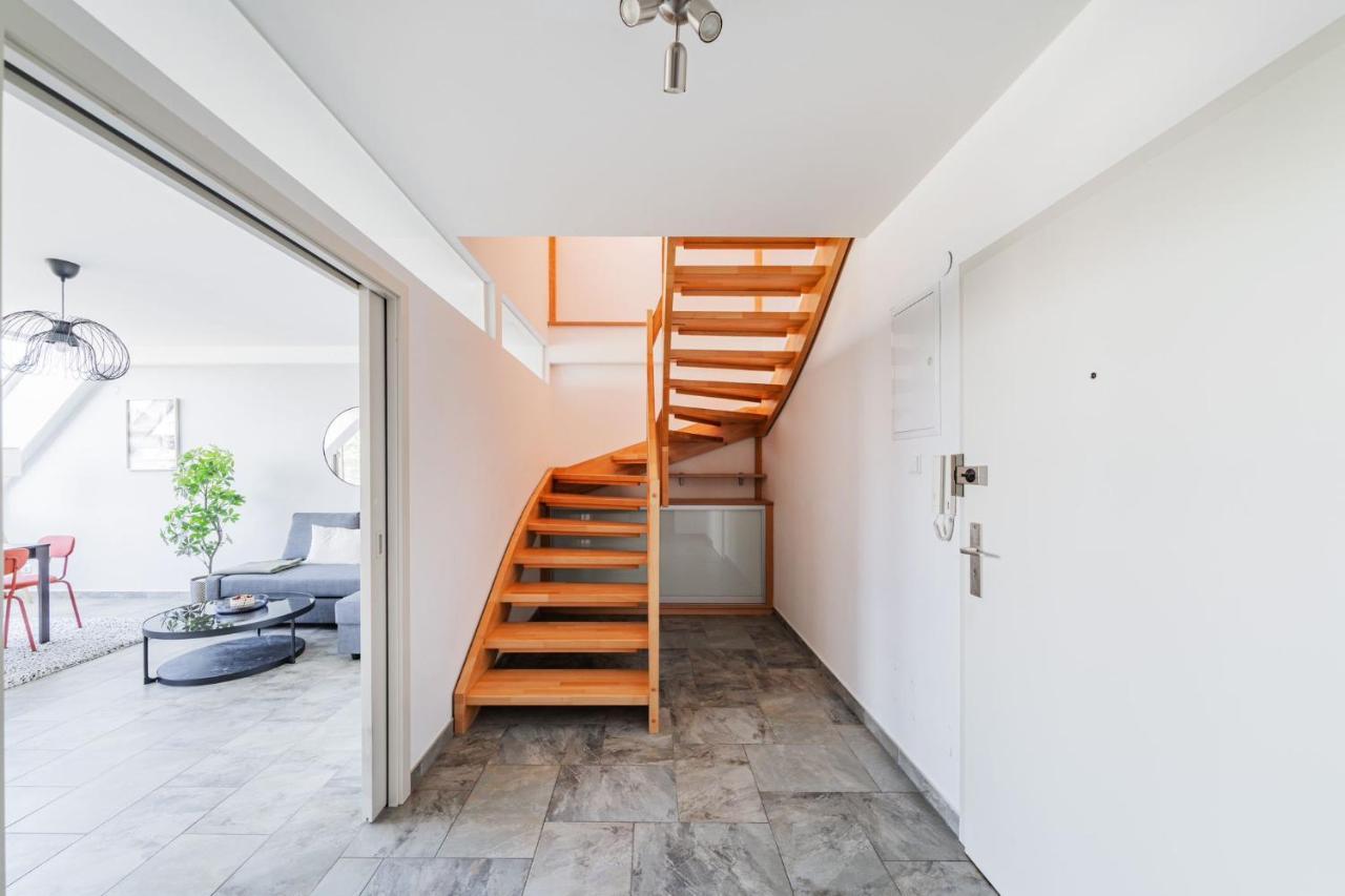 Apartments Next To Schoenbrunn - Free Parking !!! Вена Экстерьер фото