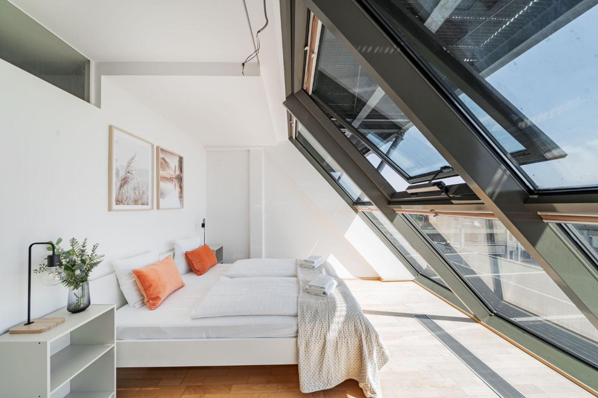 Apartments Next To Schoenbrunn - Free Parking !!! Вена Экстерьер фото