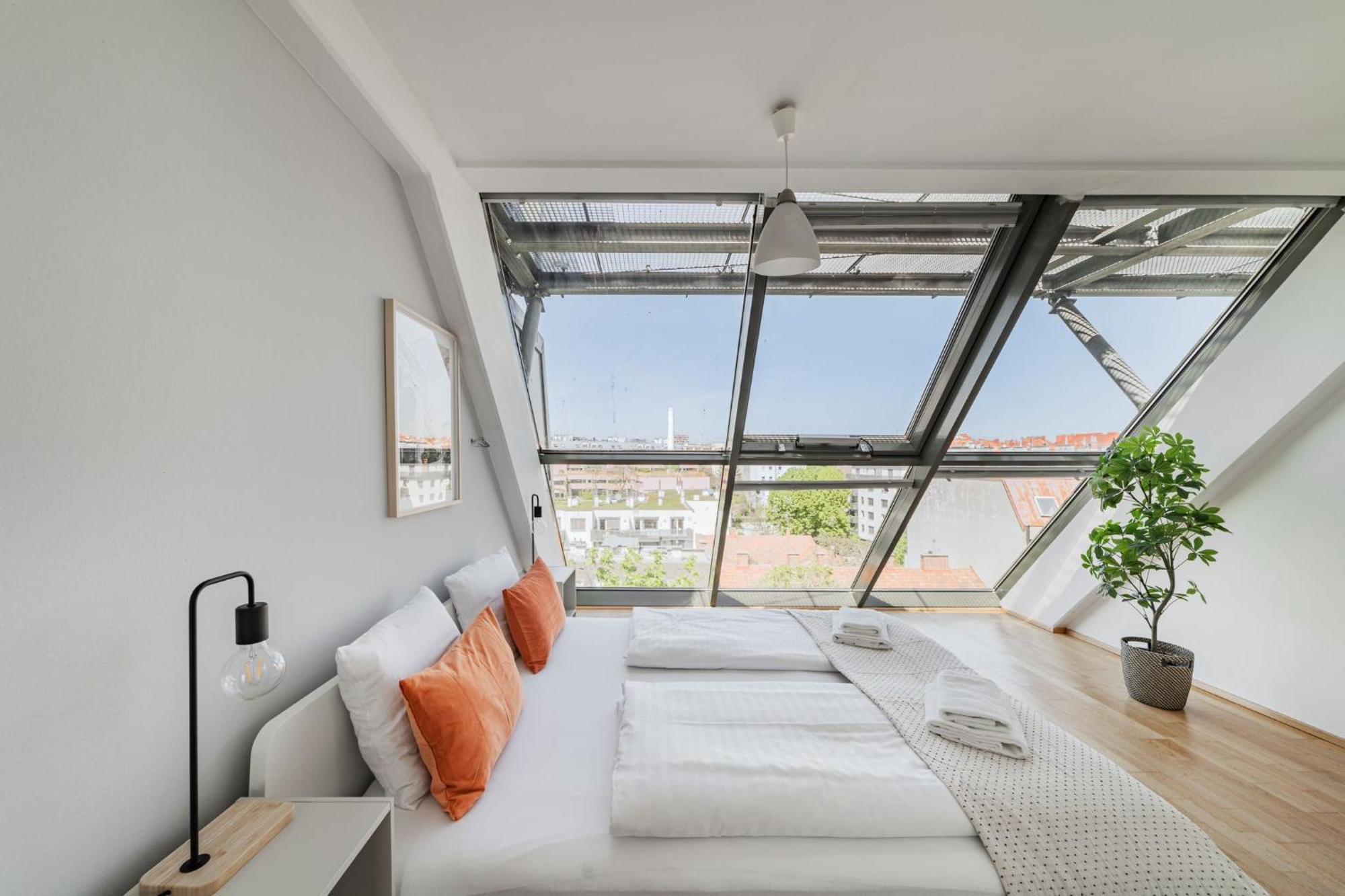 Apartments Next To Schoenbrunn - Free Parking !!! Вена Экстерьер фото